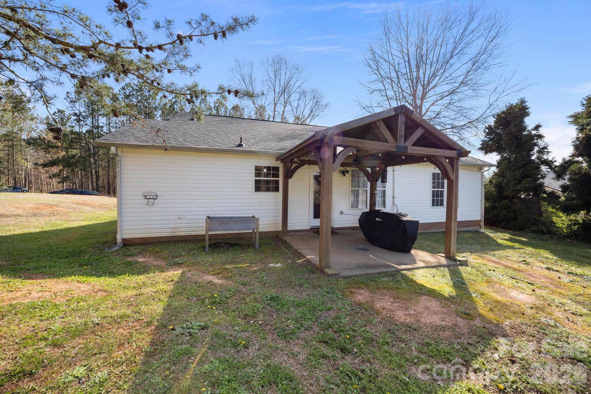 107 Panther Creek Road E Troutman NC 28166