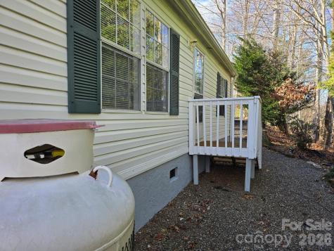 129 Oak Trails Pass Leicester NC 28748