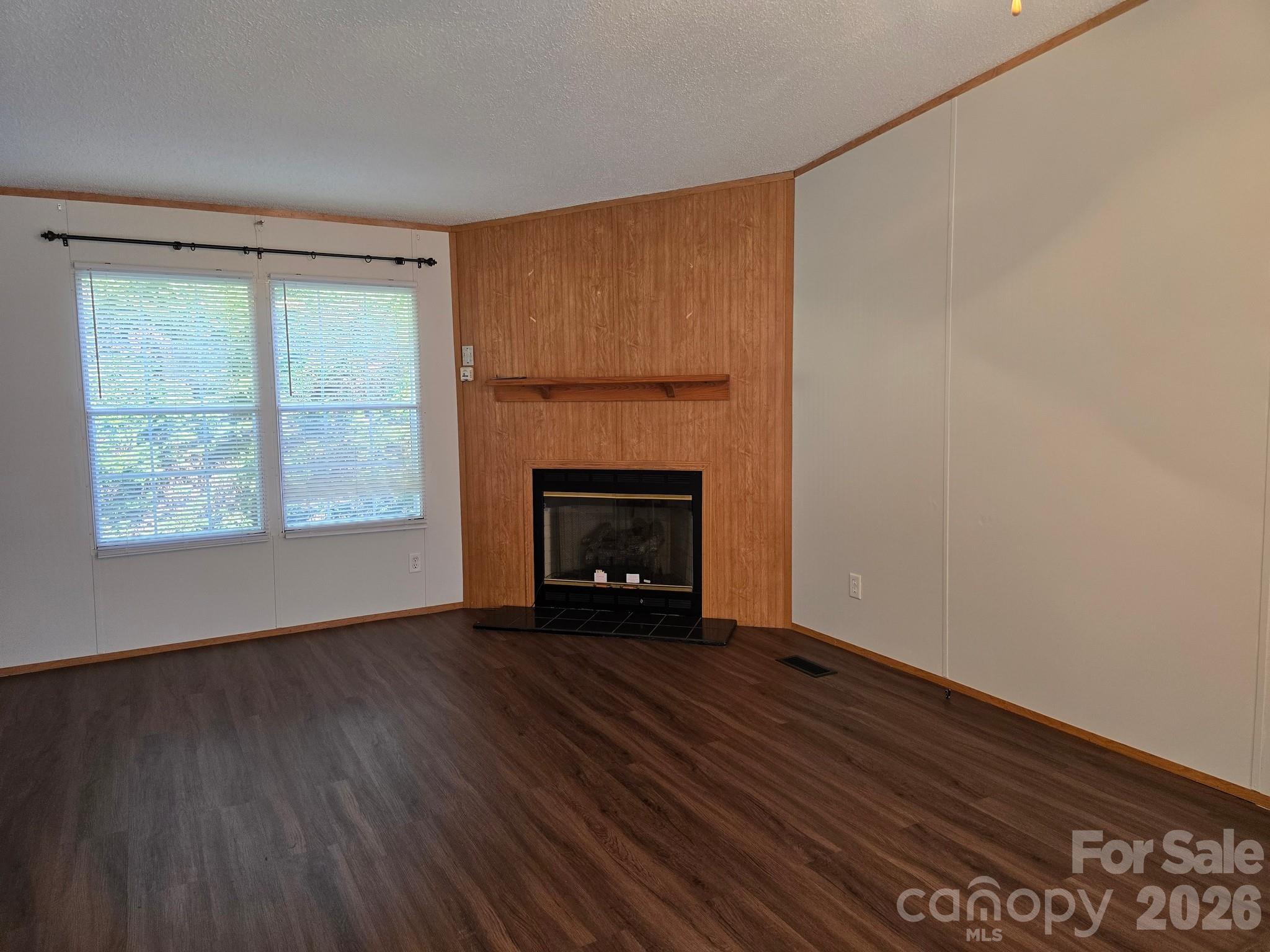 129 Oak Trails Pass Leicester NC 28748