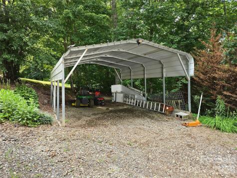 129 Oak Trails Pass Leicester NC 28748