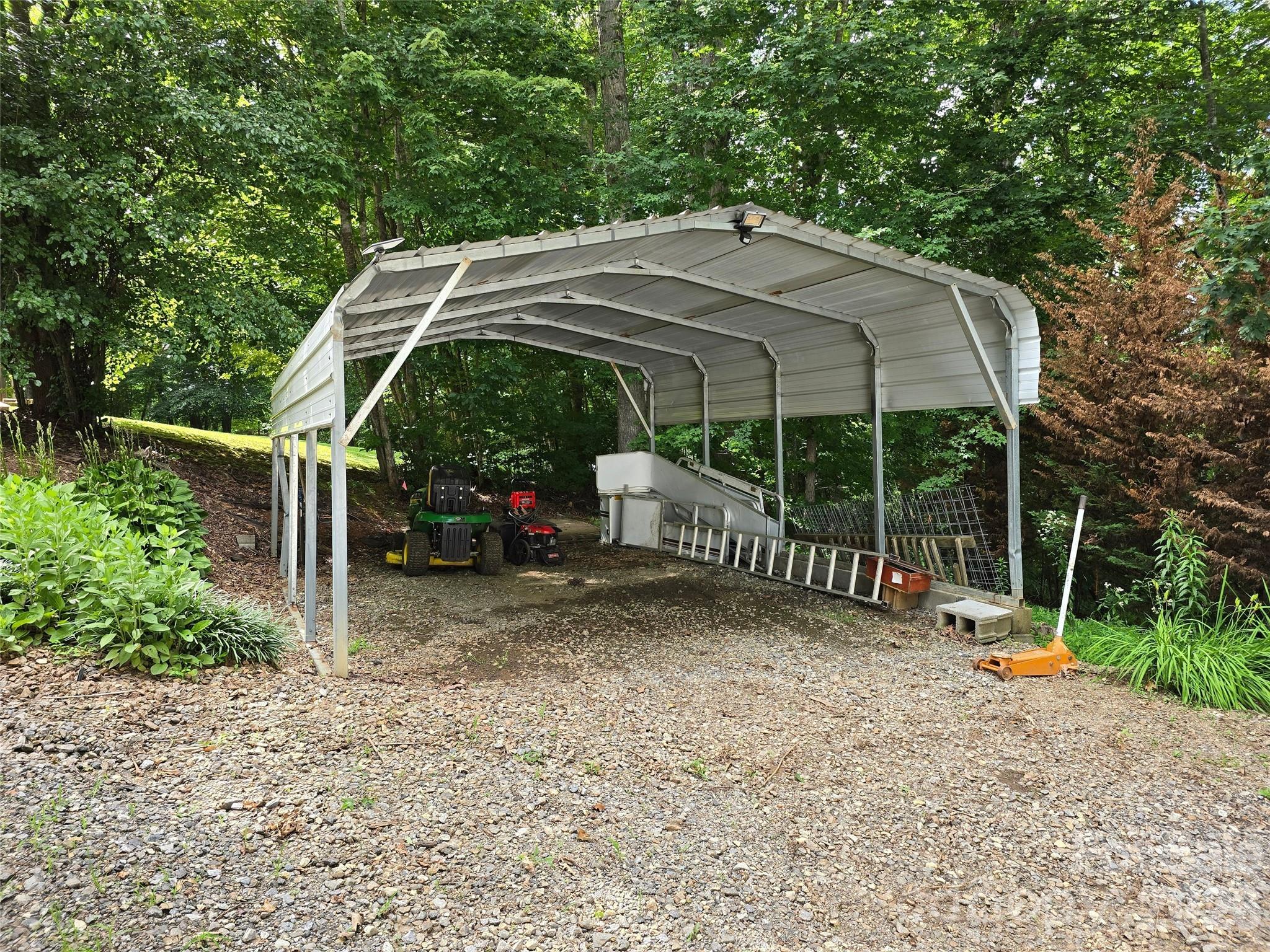 129 Oak Trails Pass Leicester NC 28748