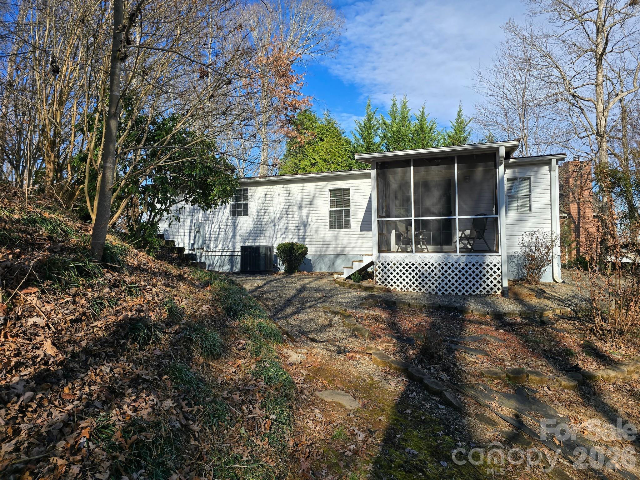 129 Oak Trails Pass Leicester NC 28748