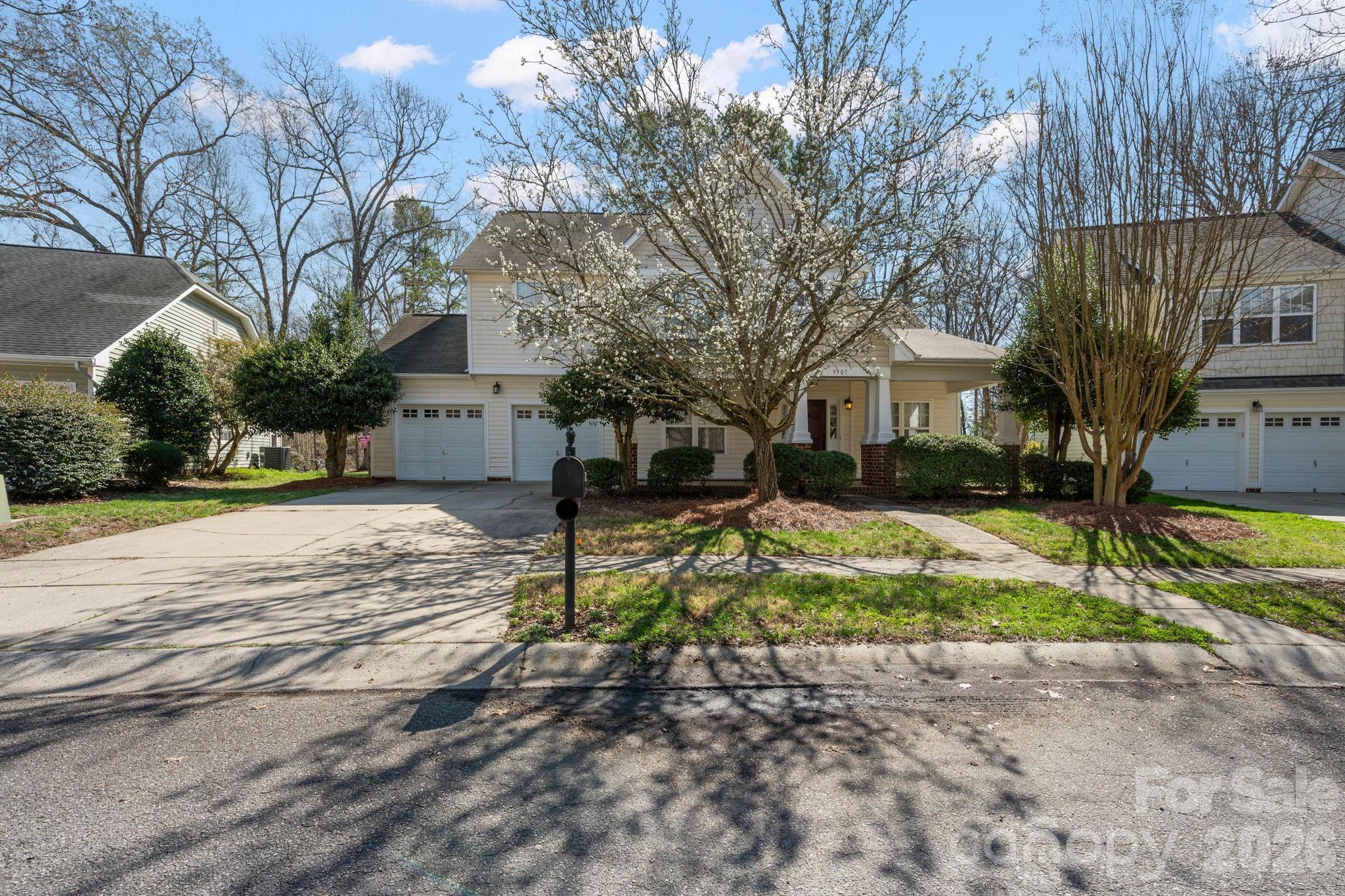 9507 Yearwood Lane Charlotte NC 28214
