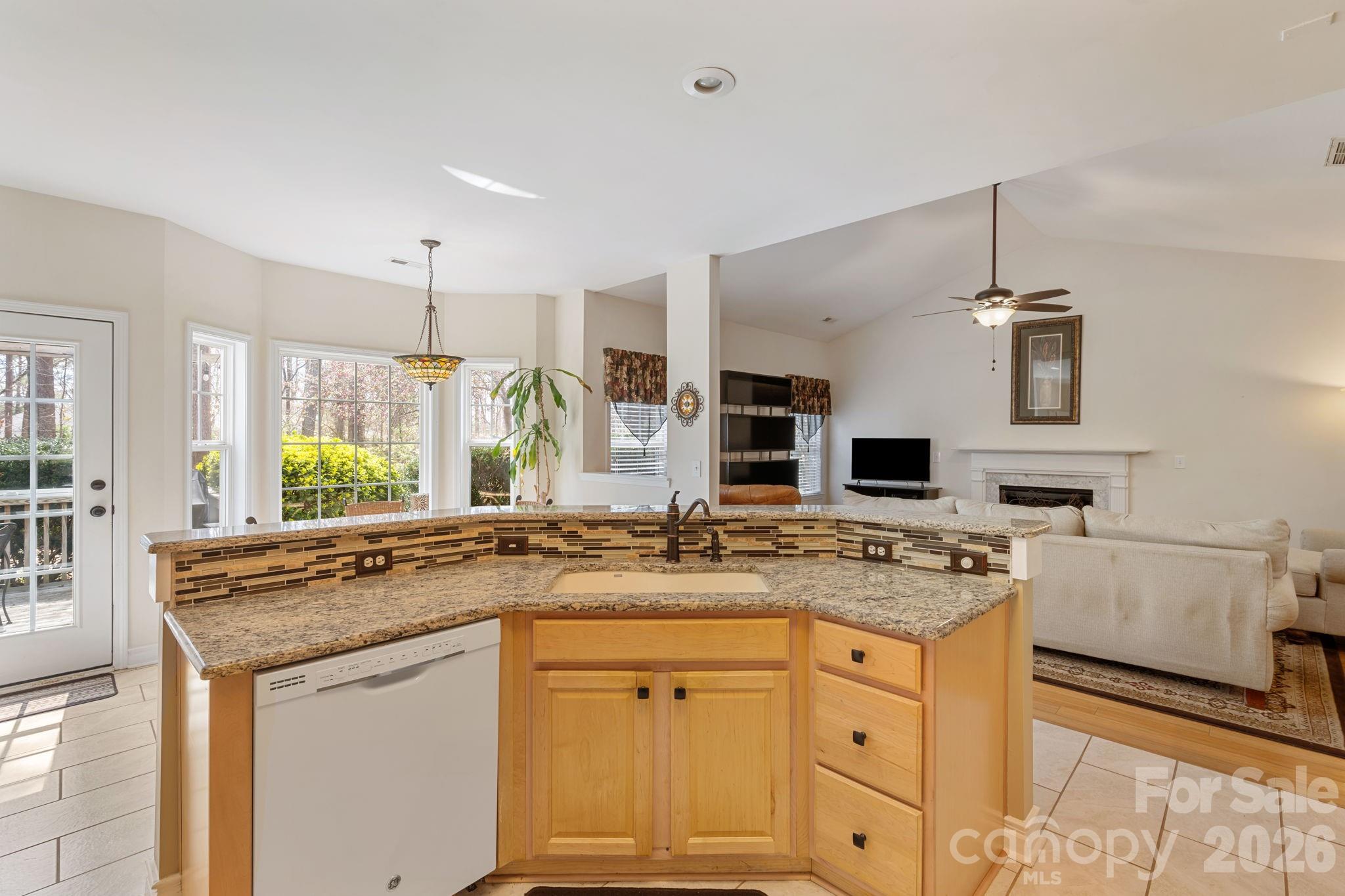 9507 Yearwood Lane Charlotte NC 28214