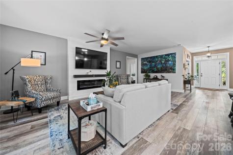 473 Evergreen Road Clover SC 29710