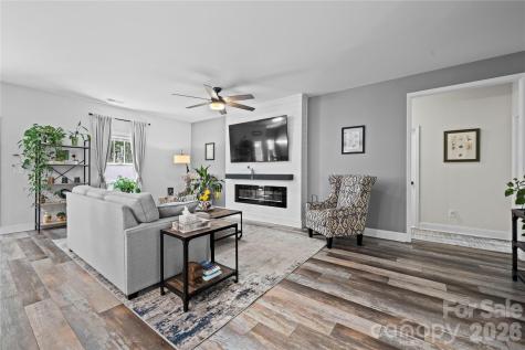 473 Evergreen Road Clover SC 29710