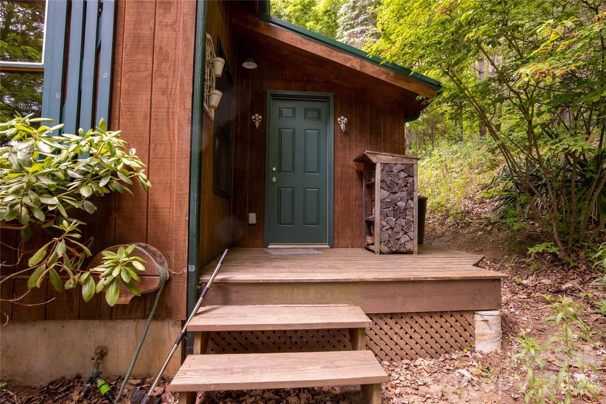 8 Westward Way Bakersville NC 28705