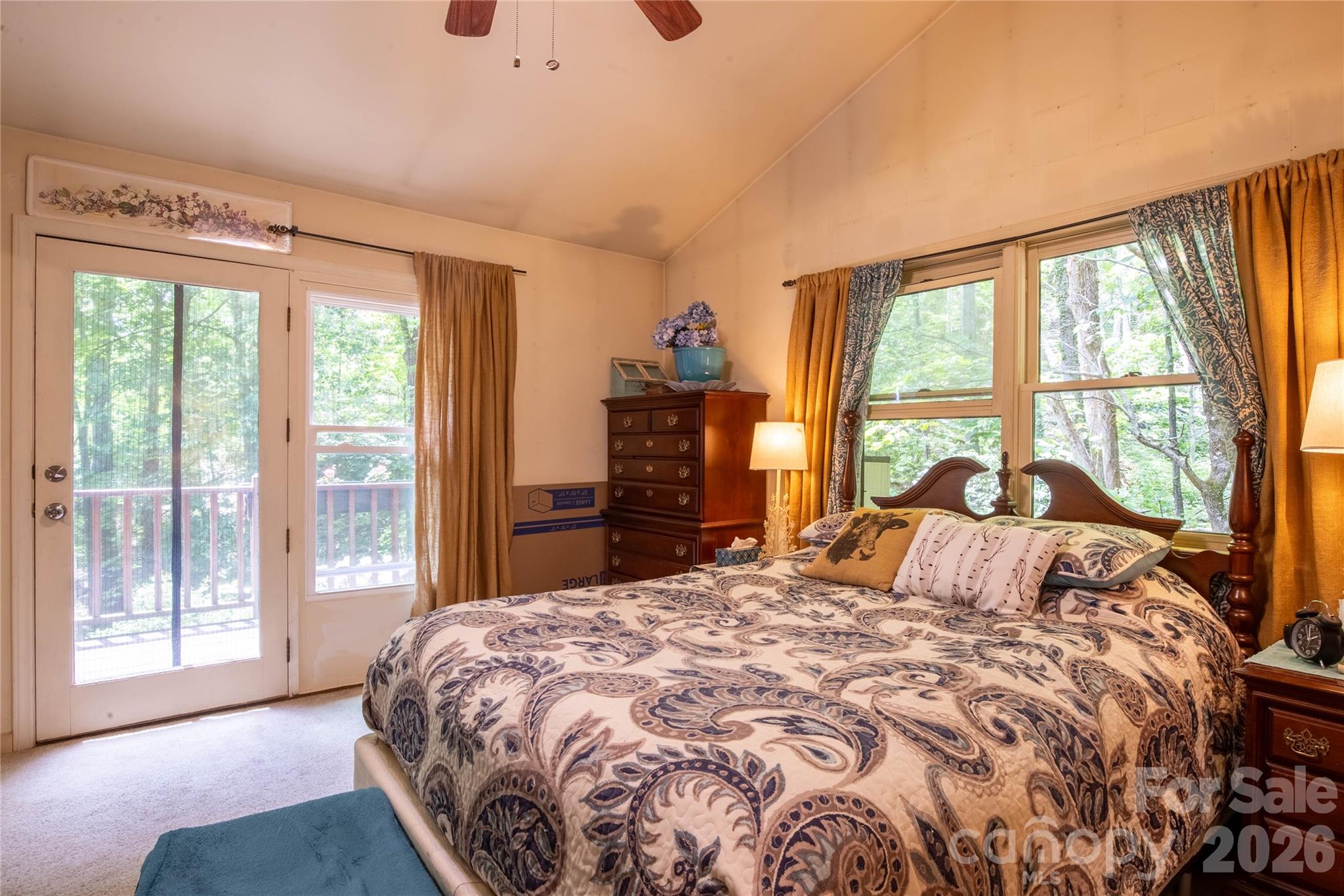 8 Westward Way Bakersville NC 28705