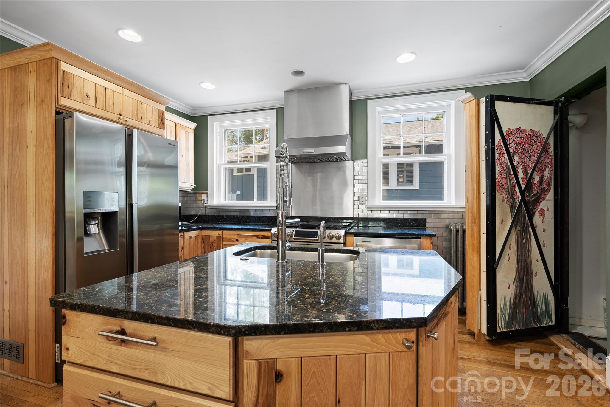 23 Lanvale Avenue Asheville NC 28806