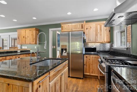 23 Lanvale Avenue Asheville NC 28806