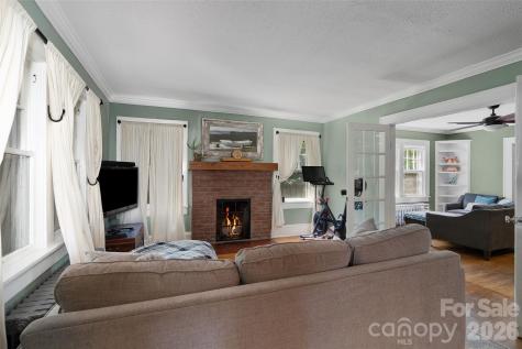 23 Lanvale Avenue Asheville NC 28806