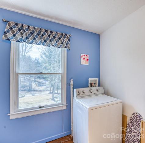 66 Fox Branch Road Fairview NC 28730