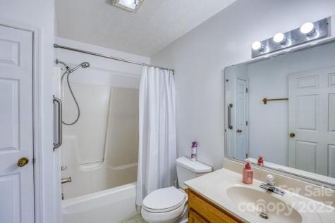 66 Fox Branch Road Fairview NC 28730