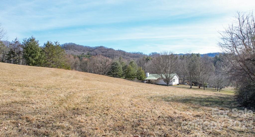 66 Fox Branch Road Fairview NC 28730