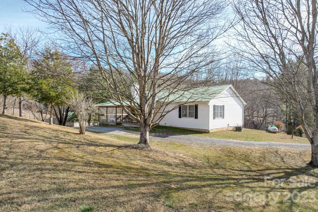 66 Fox Branch Road Fairview NC 28730