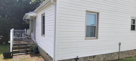 703 Davis Street Bessemer City NC 28016