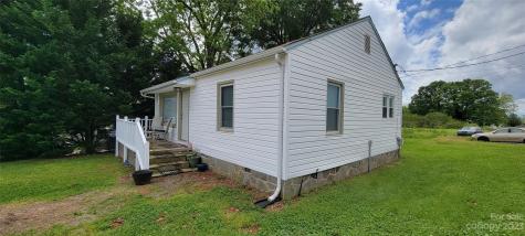 703 Davis Street Bessemer City NC 28016