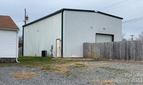 703 Davis Street Bessemer City NC 28016