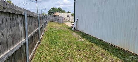 703 Davis Street Bessemer City NC 28016