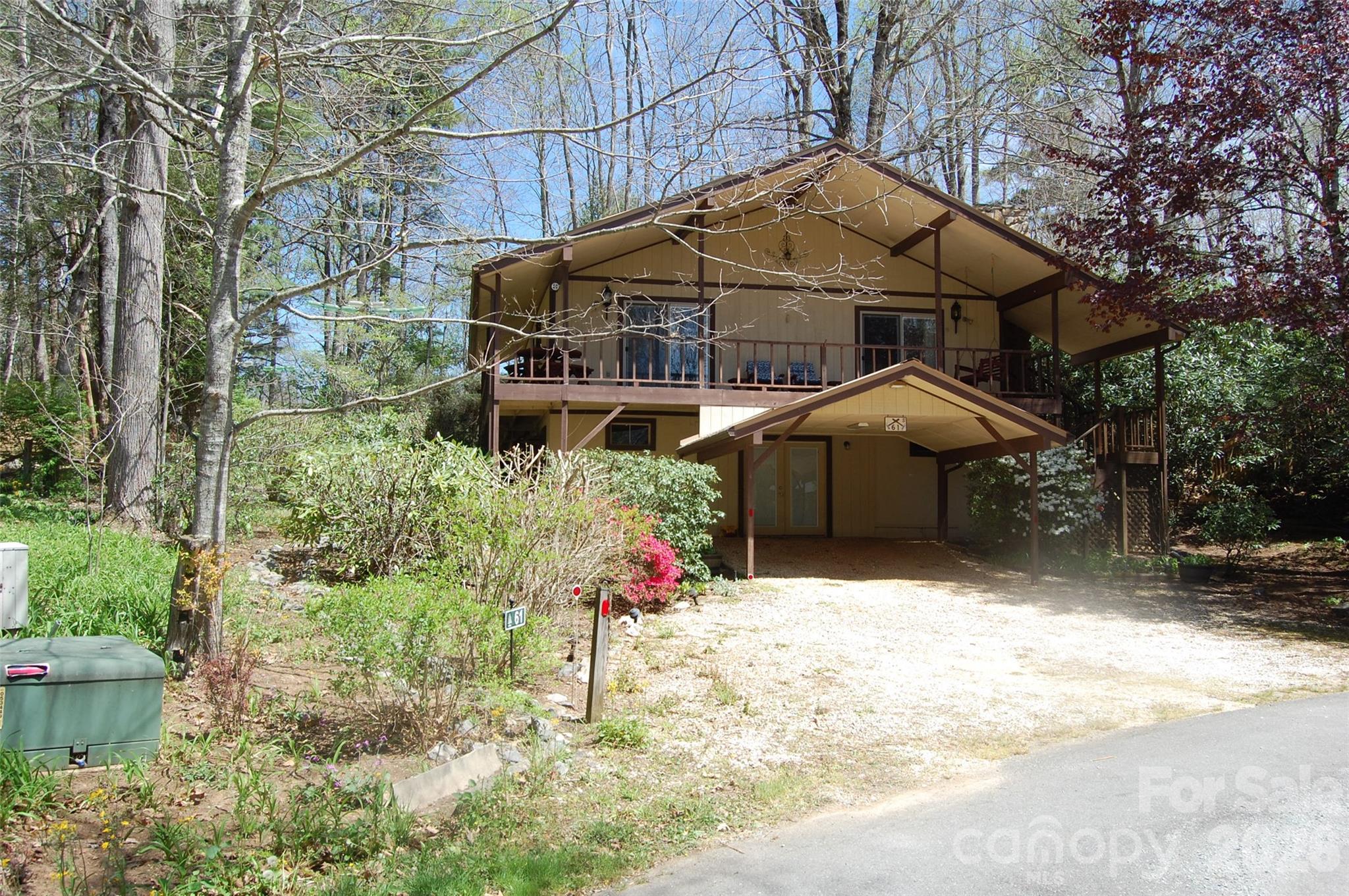 61 Dew Drop Loop Newland NC 28657