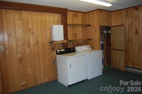 61 Dew Drop Loop Newland NC 28657