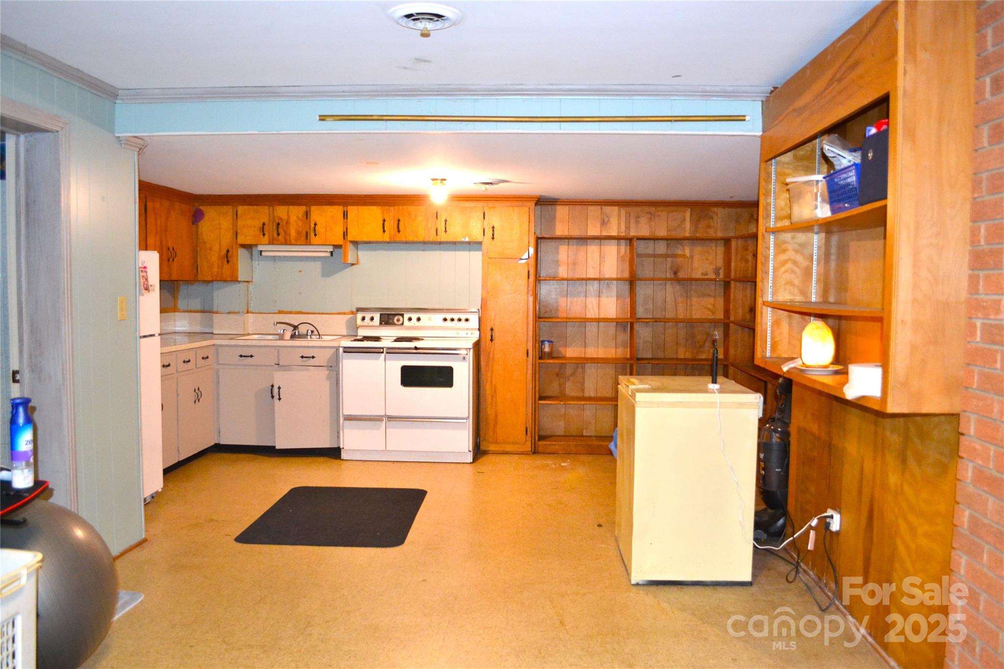 405 Wesley Heights Drive Albemarle NC 28001