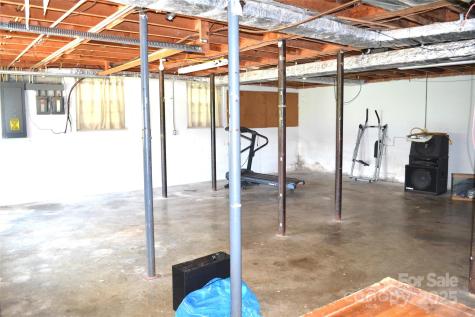 405 Wesley Heights Drive Albemarle NC 28001