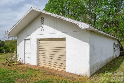 7448 W Nc 27 Highway Vale NC 28168
