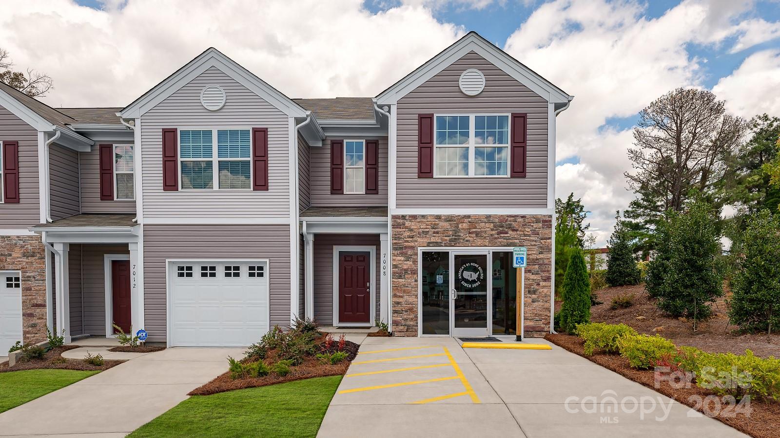 7008 North Mills Road Charlotte NC 28216