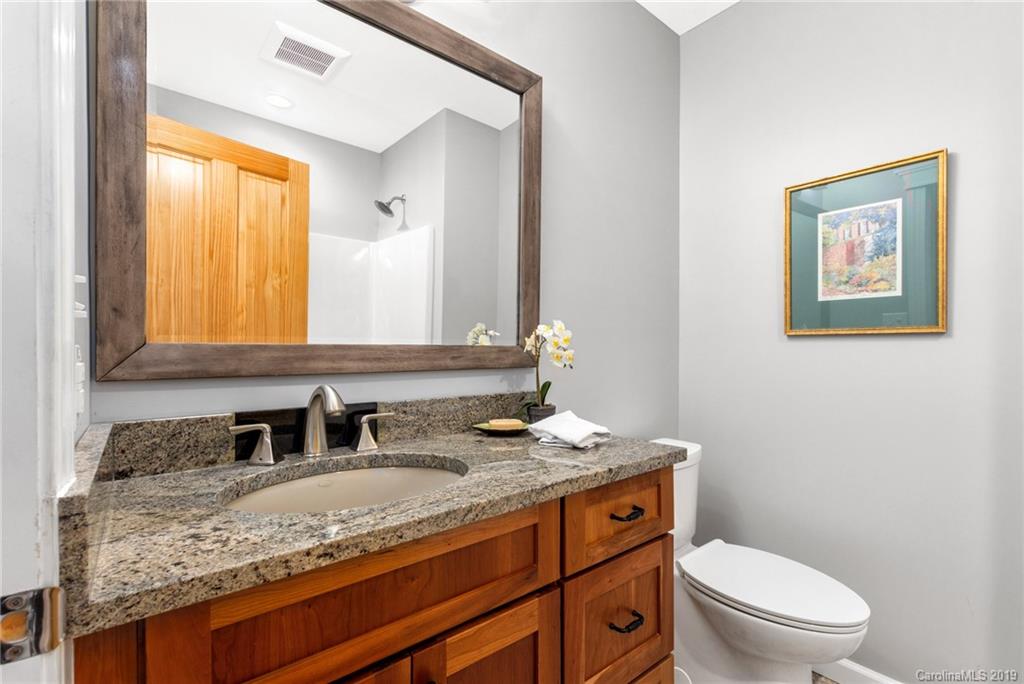 27 Lawndale Avenue Asheville NC 28806