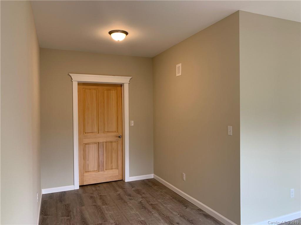 27 Lawndale Avenue Asheville NC 28806