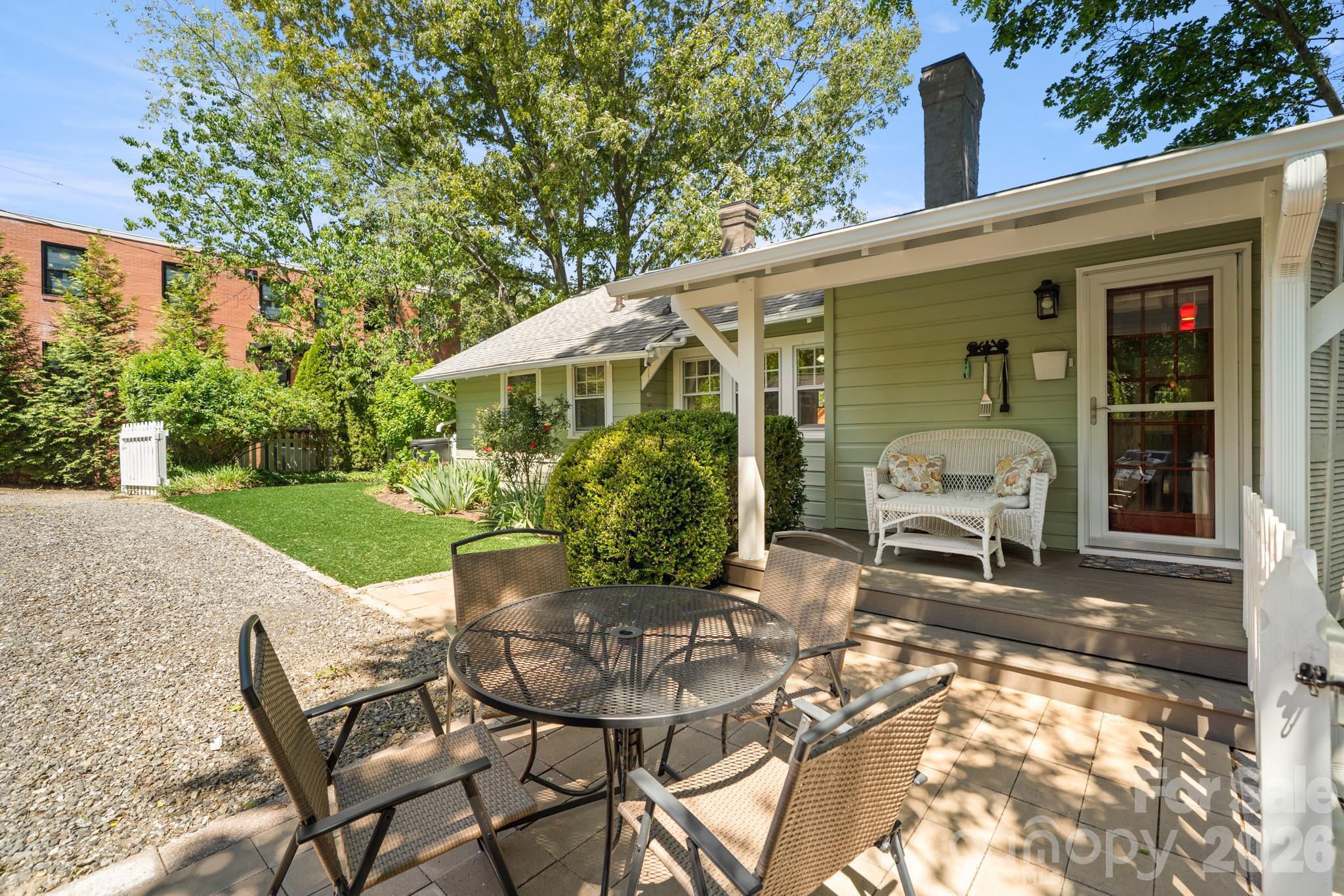 80 W Chestnut Street Asheville NC 28801