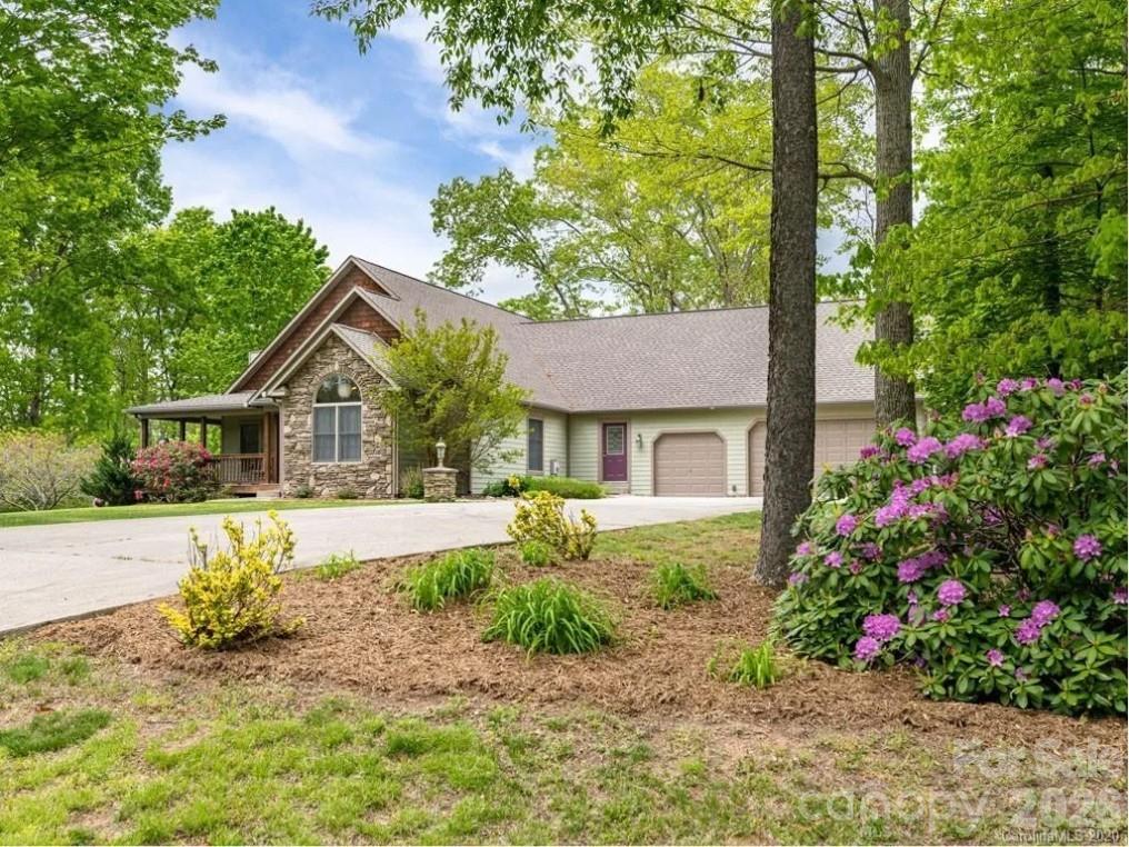 303 E Forest Place Candler NC 28715