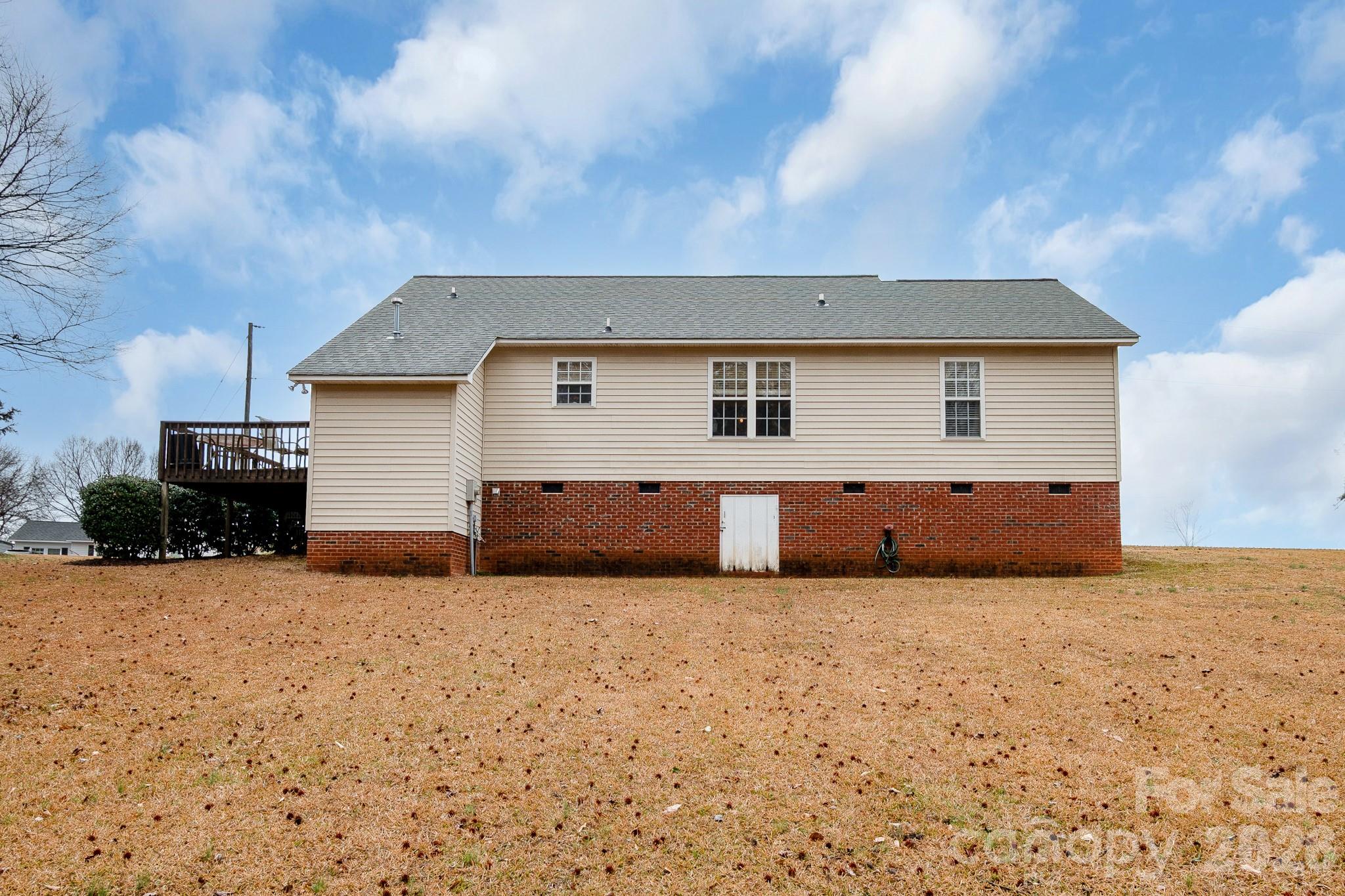 2514 Oxford Circle Lancaster SC 29720