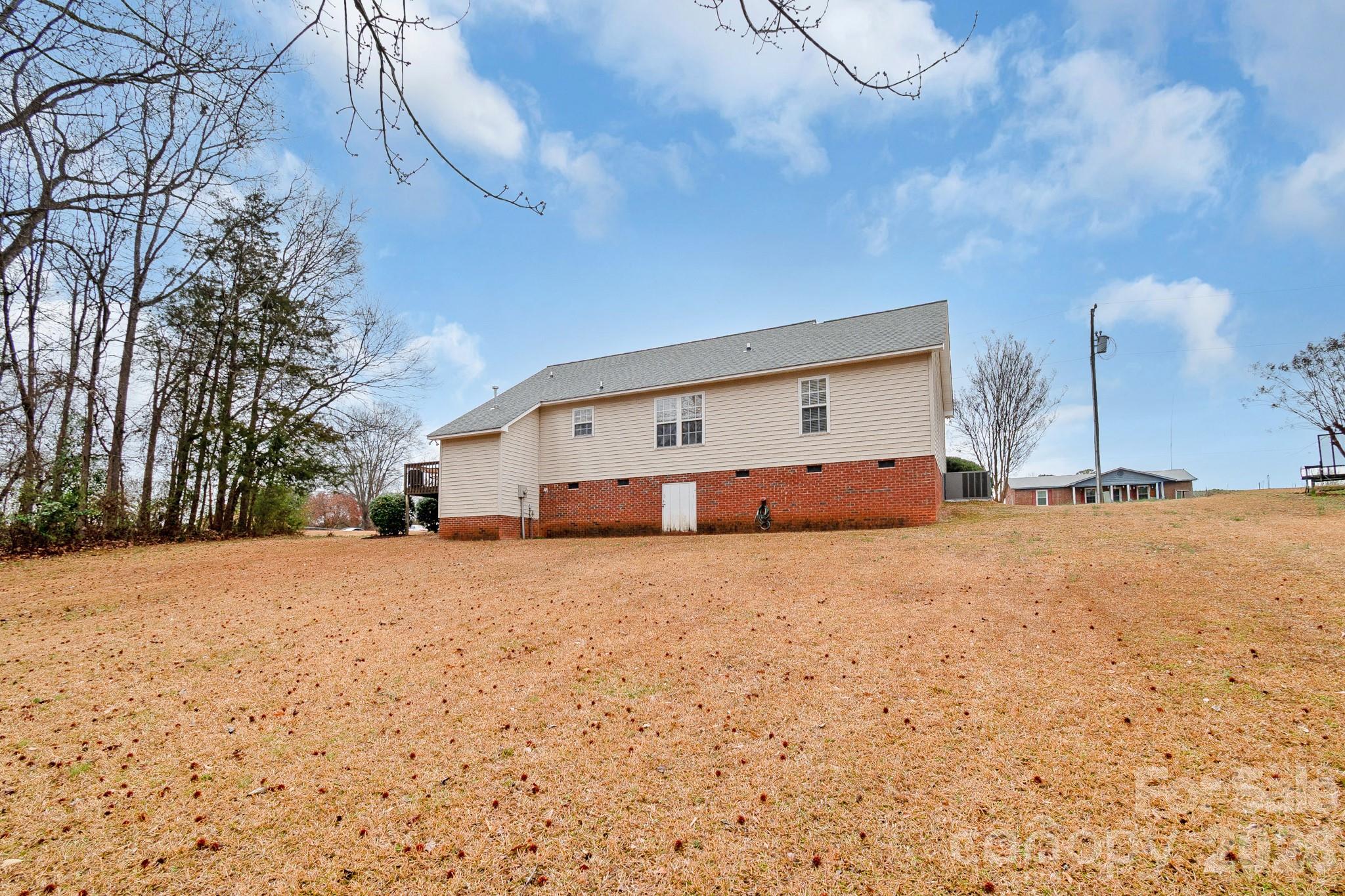 2514 Oxford Circle Lancaster SC 29720