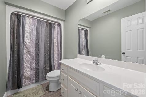 2425 Birdie Lane NE Conover NC 28613