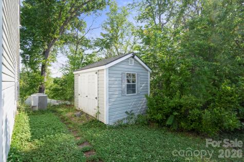1175 Valley Street Statesville NC 28677