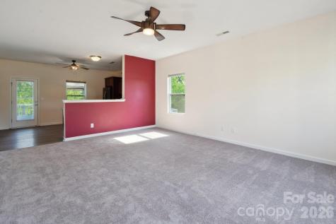 1175 Valley Street Statesville NC 28677