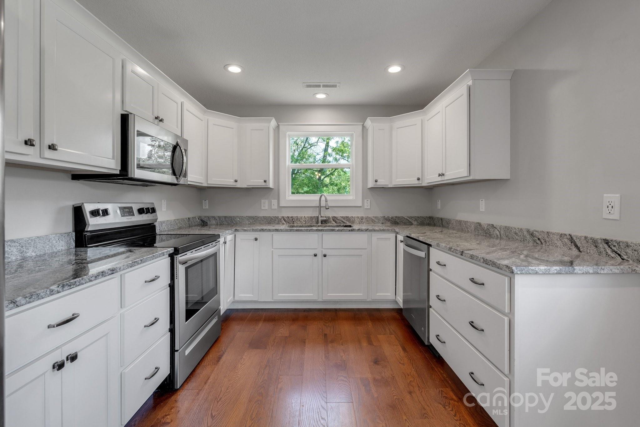 123 Dapple Road Candler NC 28715