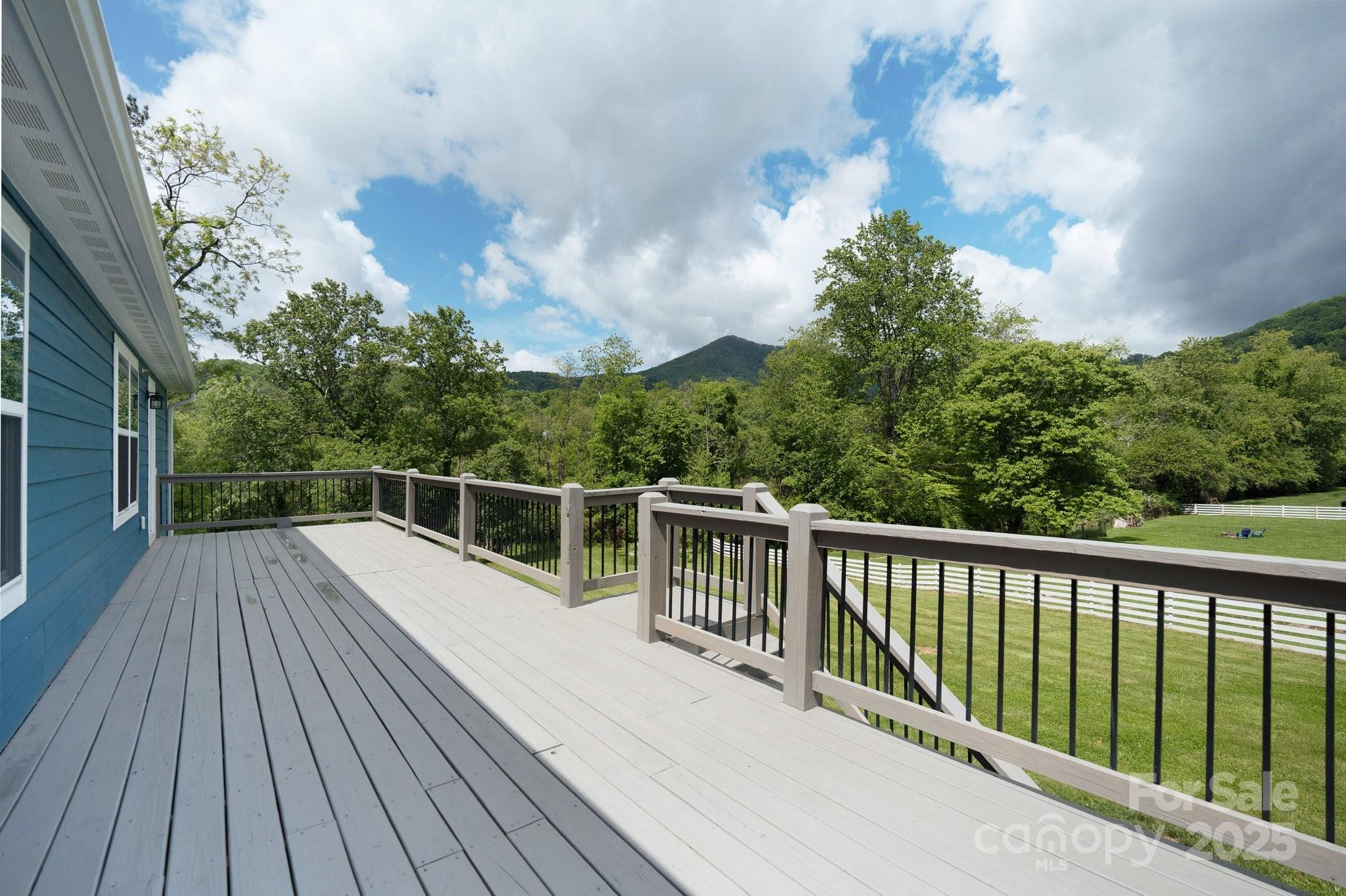 123 Dapple Road Candler NC 28715