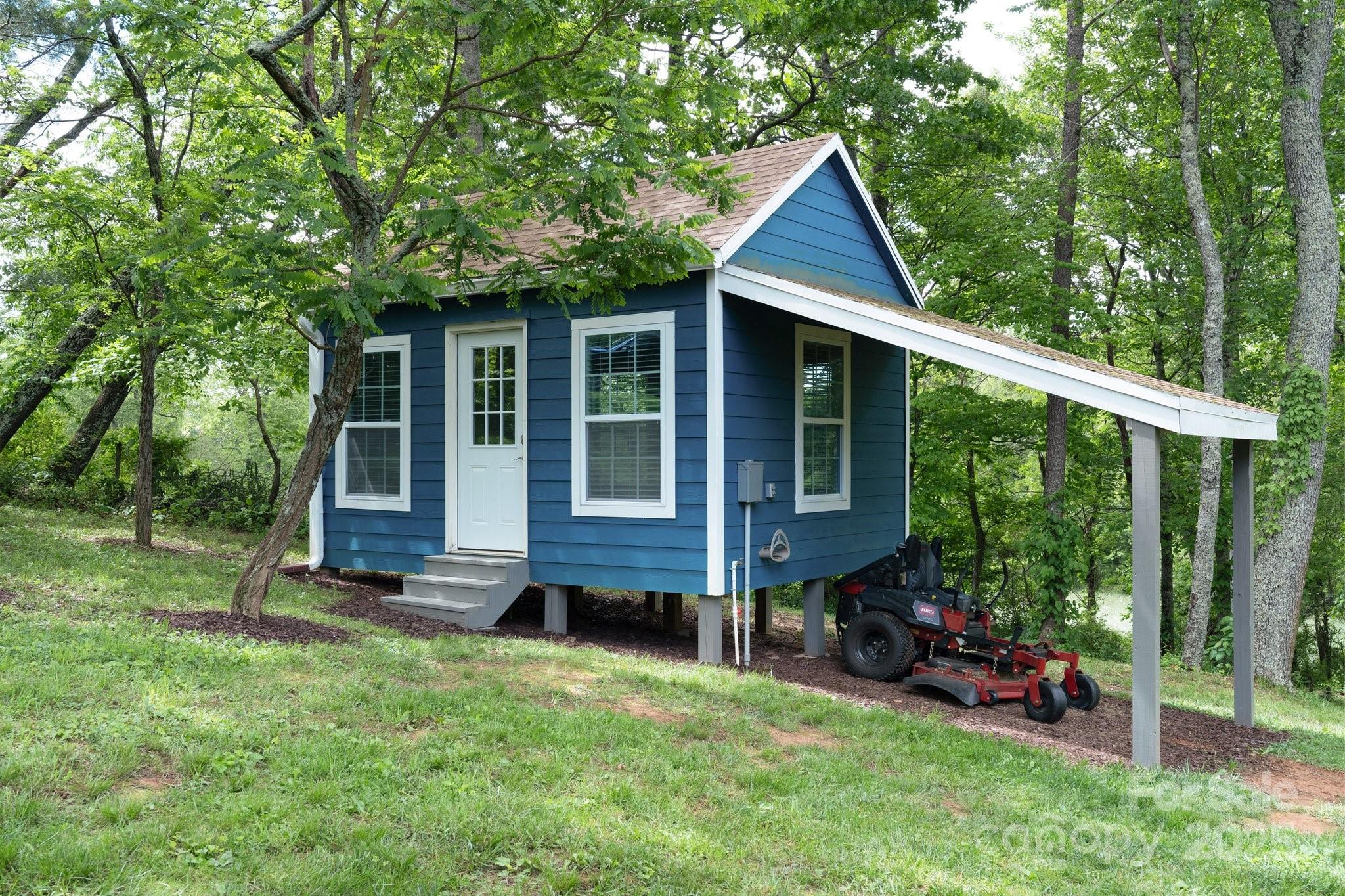 123 Dapple Road Candler NC 28715