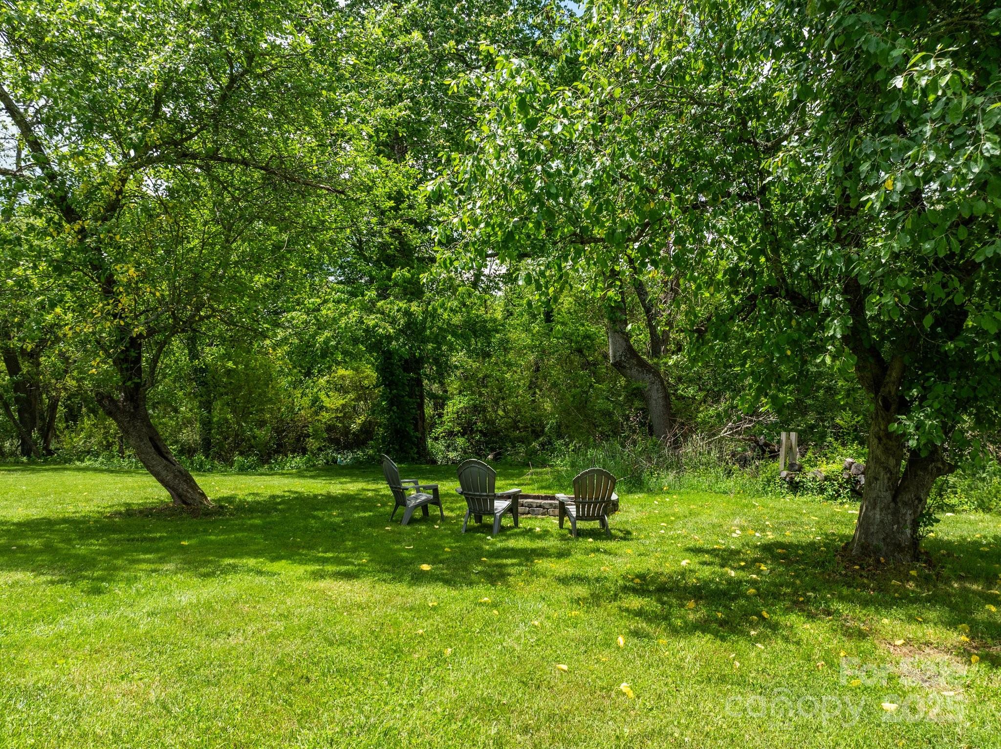 123 Dapple Road Candler NC 28715