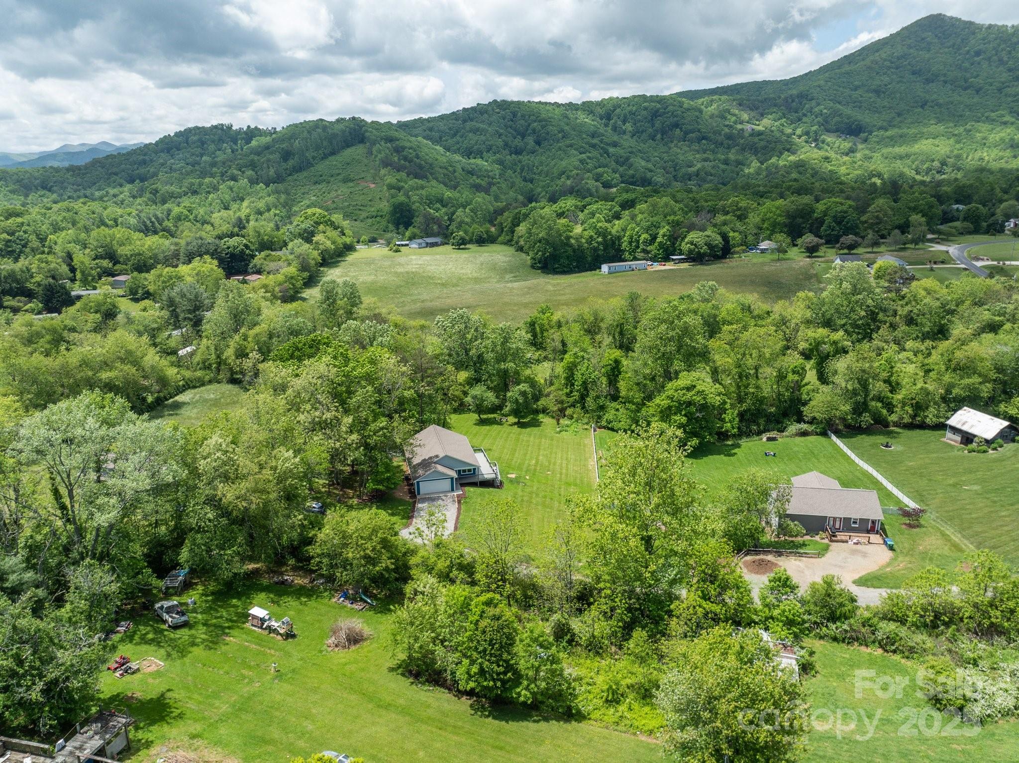123 Dapple Road Candler NC 28715