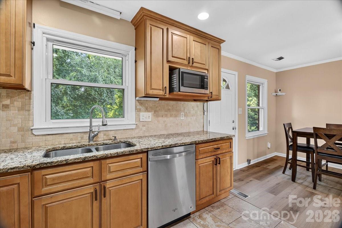 2221 Ludlow Drive Charlotte NC 28216
