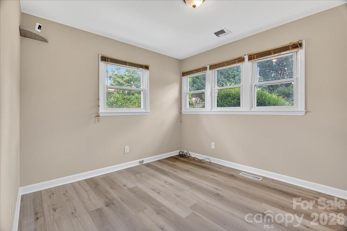 2221 Ludlow Drive Charlotte NC 28216