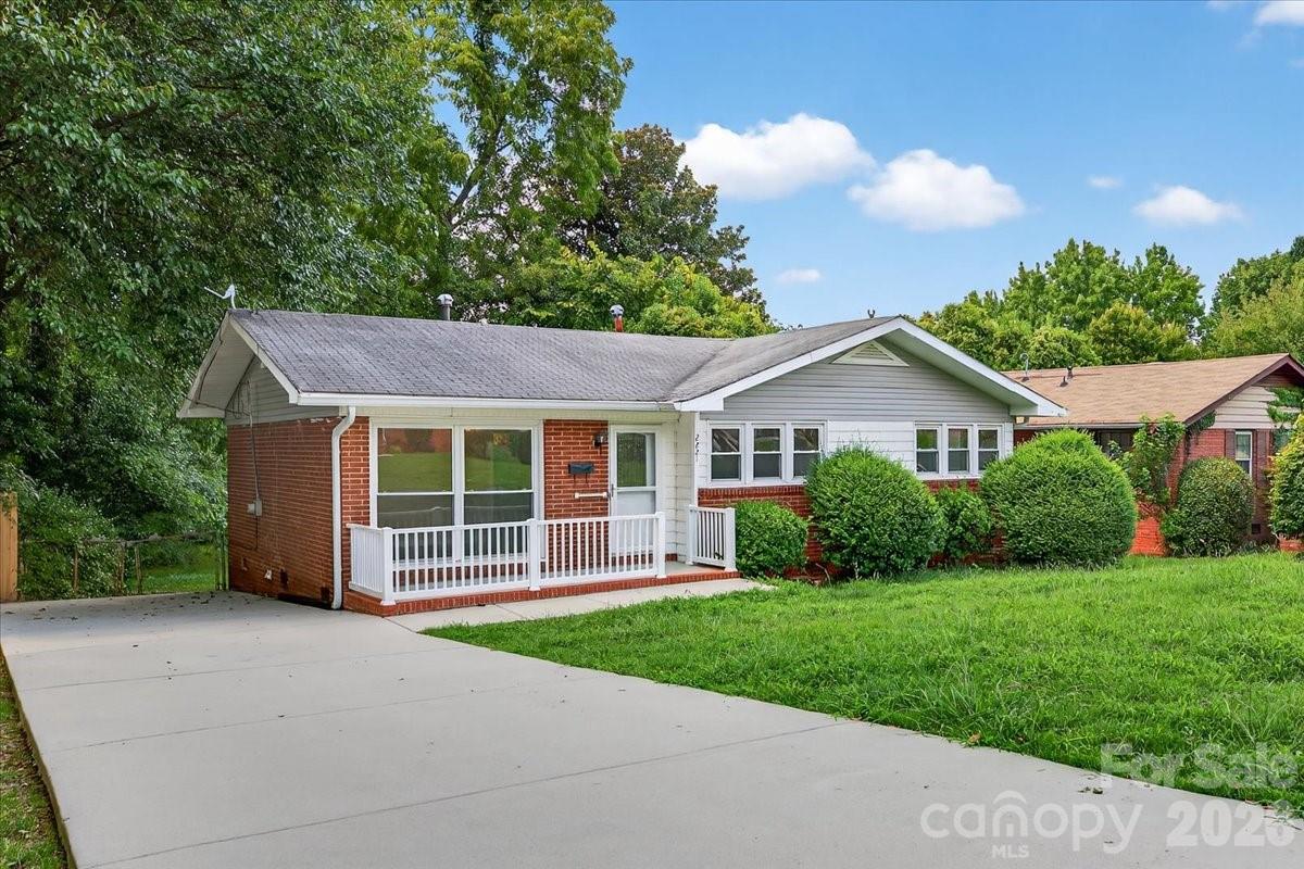 2221 Ludlow Drive Charlotte NC 28216