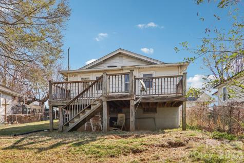 24 Pelzer Street Asheville NC 28804