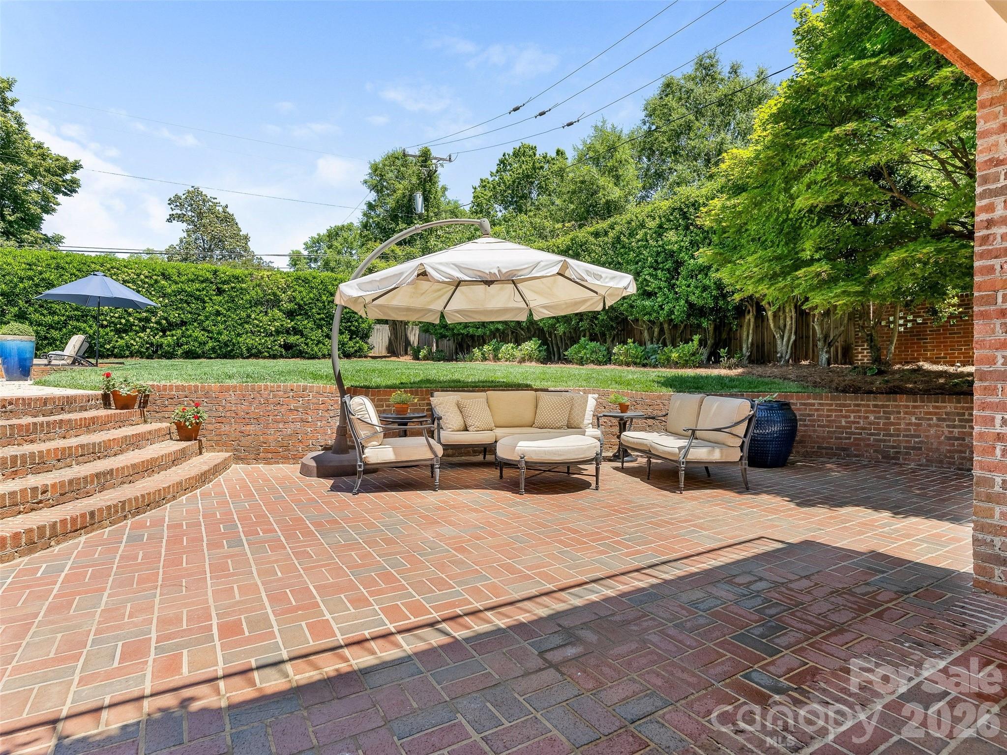714 Edgehill Road N Charlotte NC 28207