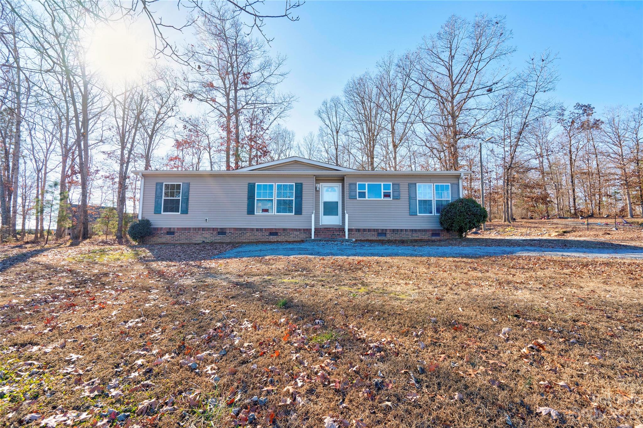 934 Old Henrietta Road Forest City NC 28043