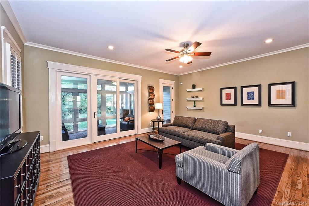 2124 Crescent Avenue Charlotte NC 28207